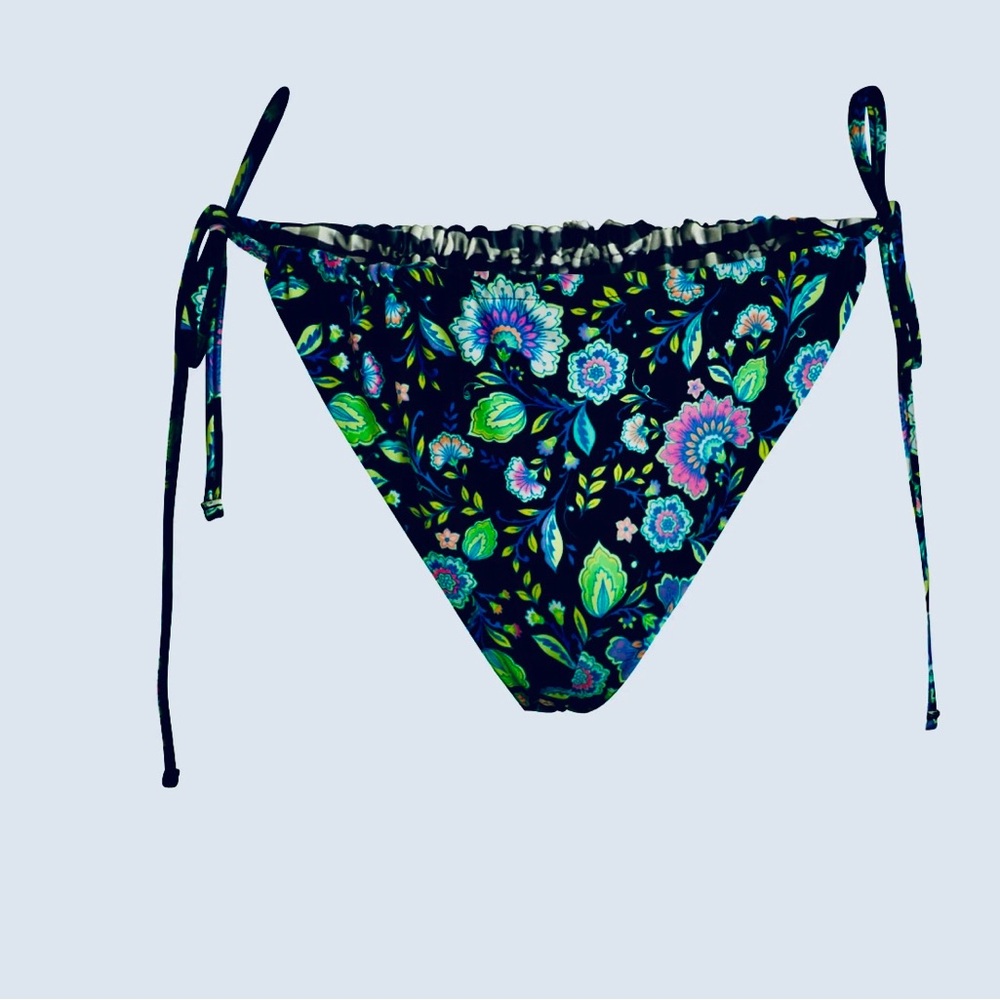 No Boundaries Reversible Paisley Gingham Swim Suit Bikini Bottom M NWT